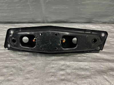 2008 2009 2010 2011 2012 2013 Infiniti G37 Coupe RWD Auto transmission mount  - Image 1 of 4