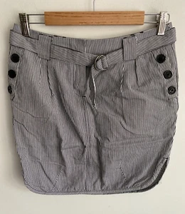 Ben Sherman Skirt Womens Small Grey White Striped Zip Belted Buttons Mini Comfy - Picture 1 of 13