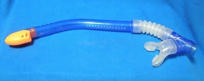 Intex SCUBA Blue Flex Snorkel - Image 1 of 4