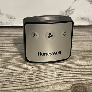 OEM Genuine Honeywell QuietSet Tower Fan 3 Button Remote Control Replacement - Picture 1 of 4