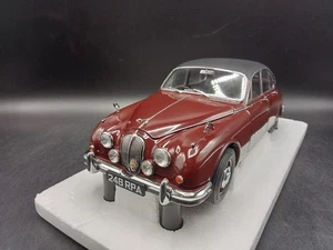 Jaguar Mark 2 Inspector Morse 1/18 Model Icons - Imagen 1 de 9