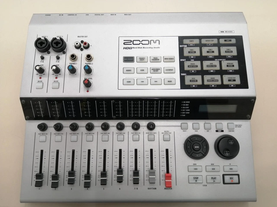 Zoom HD8 Hard Disc Recording Studio Analog Multi Track Recorder Used from Japan - Image 1 of 3