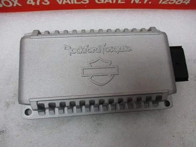 HARLEY DAVIDSON STREET ROAD GLIDE ROCKFORD FOSGATE 200 WATT AMPLIFIER 24-25 - Image 1 of 2