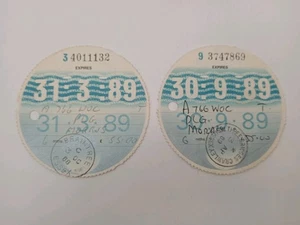 2 X MORRIS PLG 1989 Original Stamped Old Road SAME CAR Cars Tax DISC Velolegy - Picture 1 of 2