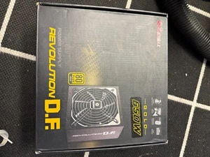 Enermax Revolution D.F. 650 W 80Plus Gold - Imagen 1 de 6