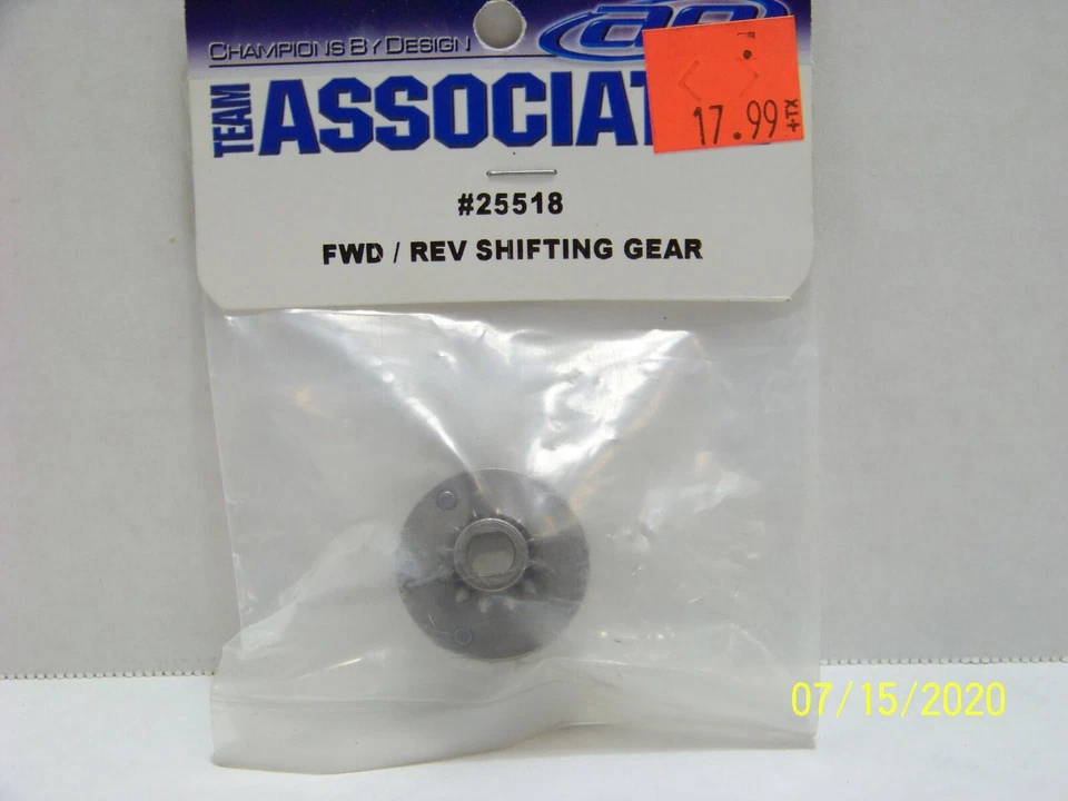VINTAGE TEAM ASSOCIATED 25518 FORWARD / REVERSE SHIFTING GEAR - Image 1 of 1