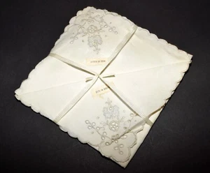 Par de servilletas de lino vintage Madeira crema floral bordadas con corte 12" nuevas de stock - Imagen 1 de 5