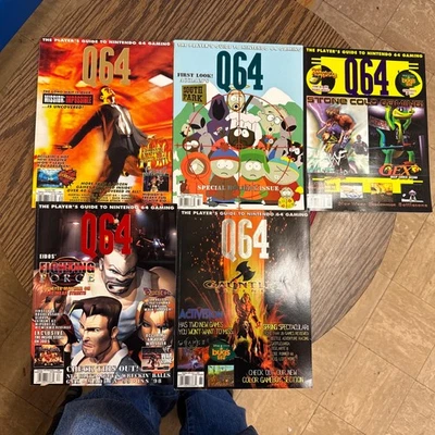 (5) Q64 MAGAZINE Player's Guide to Nintendo 64 N64 Gaming Issues Foto 1 de 4