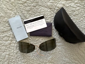 Vintage-PRADA SPR 65B ITALY Women Wrap Style Designer Sunglasses W/ Case - Foto 1 di 8