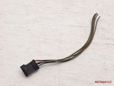BMW 320i 328i 335i 340i 330i 2013 M3 F30 F80 tapa maletero bloqueo conector coleta  Foto 1 de 3