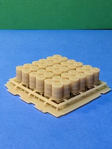 Z Scale Pallets with 55 gallon barrels on them - Picture 1 of 5