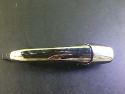 2007-2010 Mazda CX-7 Outside Door Handle Front Right Chrome OEM - Image 1 of 4