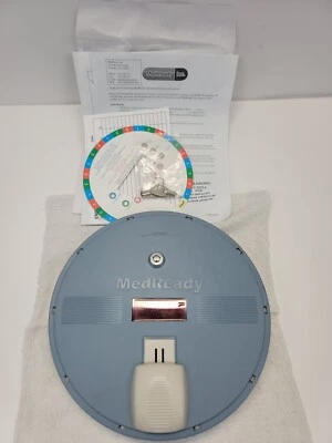 MedReady 1700 Medication Dispenser Basic with keys - Image 1 of 4