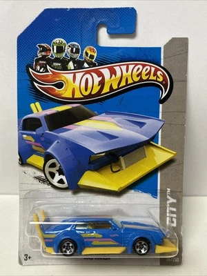 IMPERFECT CARD Hot Wheels Mad Manga 26/250 Blue 2013 Mainline - Image 1 of 4