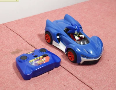 NKOK Sonic the Hedgehog 2.4 GHZ Turbo Boost RC Vehicle - Image 1 of 4