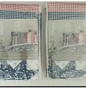 Home Expressions Standard Patriotic Pillow Shams New Bedding Sz 20" X 26" - Picture 1 of 3