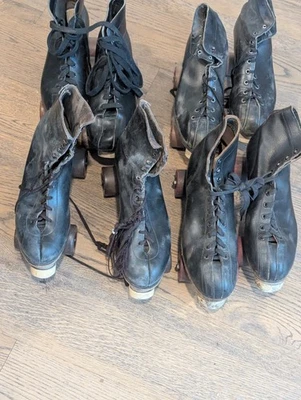 Lote de 4 pares de patines de alquiler de cuero negro vintage Chicago y agarre seguro Super X Foto 1 de 4
