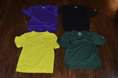 Majestic 压缩衬衫青少年男孩尺寸小号 4 件装运动服运动装 — 第 1/4 张图片