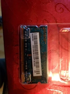 GENUINE Lenovo LAPTOP MEMORY RAM 2GB DDR3 - Picture 1 of 2