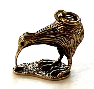 9K 375 GDNS Solid Yellow Gold 3D Bird Pendant Charm - Picture 1 of 12