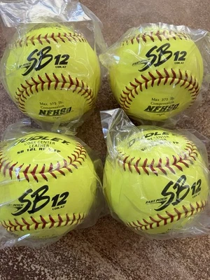 4 bolas de softbol lanzamiento rápido Dudley SB12 12" nuevas en envoltura Foto 1 de 4