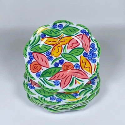 Juego de 6 platos de cena de melamina Trudeau con bordes de vieira con estampado de arándanos de frutas Foto 1 de 4