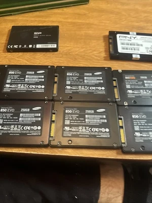 Laptop desktop SSD lote de 8 250gb (6) 256gb (1) 240gb (1) apagado Samsung Pny Sp - Imagem 1 de 4
