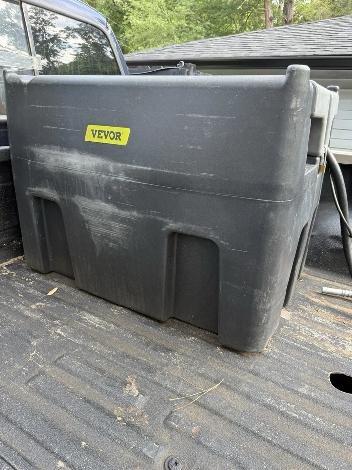 Tanque de combustible Foto 1 de 3