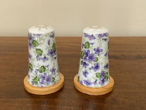 Pair (2) Lefton VIOLET CHINTZ 3" Salt & Pepper Shaker: MINT - Picture 1 of 3
