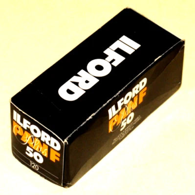 РУЛОННАЯ ПЛЕНКА ILFORD PAN F 50-120 В ЗАВОДСКОЙ УПАКОВКЕ - Изображение 1 из 3