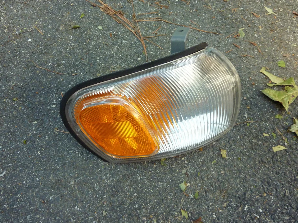 SUBARU IMPREZA PASAJERO LUZ INTERMITENTE DERECHA 1994 Foto 1 de 1