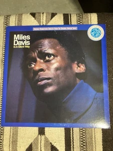 MILES DAVIS IN A SLIENT WAY POST BOP JAZZ VINYL '87 COLMBIA JAZZ MASTERPIECES - Picture 1 of 8