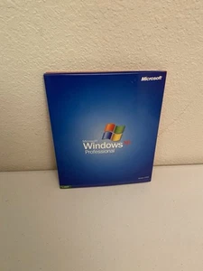 Microsoft Windows XP Professional Version 2002 With Product Key And CD VG Cond - Photo 1/2