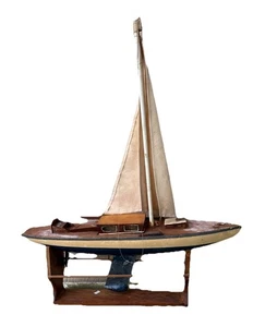 Vintage Pond Yacht Boat Sailboat With Display Stand - Picture 1 of 6