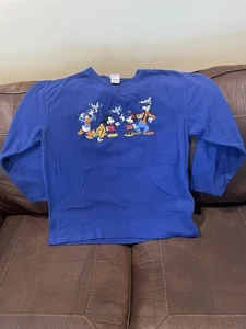 Disney Store "Micky and Friends" dunkelblau Fleece bestickt Top Größe Medium - Bild 1 von 21
