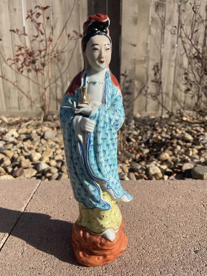 ANTIGUA PORCELANA CHINA QUAN YIN Budista DIOSA DE LA MISERICORDIA 12 en FIGURA Foto 1 de 4