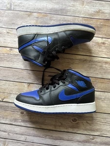 Nike Air Jordan 1 Mid Black Royal Blue White 554725-068 Youth Size 5Y Rare 2020 - Picture 1 of 6