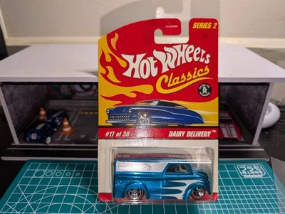 Hot Wheels Classics Serie 2 - Camión de reparto de lácteos Redline Foto 1 de 4