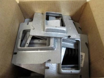 32 T&B Bowers 603-C 4-11/16" Cuadrado Dispositivo de Una Banda Apertura (5/8" Elevado) Foto 1 de 4