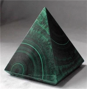 Pirámide de curación facetada de losa pulida genuina MALACHTE 3 1/2" de alto - Imagen 1 de 1