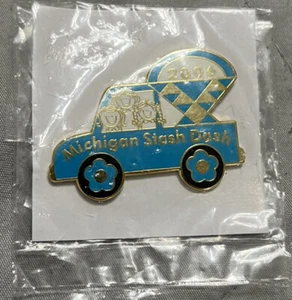 Vintage 2006 Michigan's Stash Dash Enamel Old Time Car Pin - Picture 1 of 2