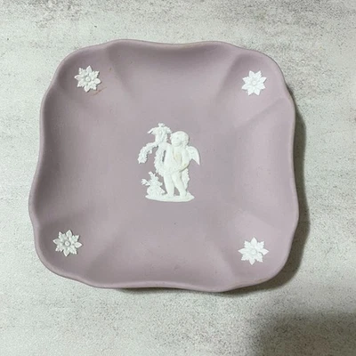 Vintage Wedgwood Lilás Jasperware Estações Querubim 4" Prato Quadrado Bugiganga Inglaterra - Imagem 1 de 4