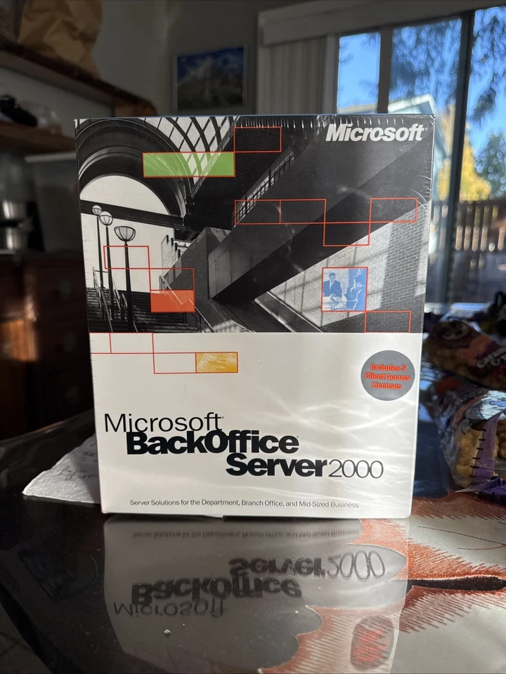 BRAND NEW Microsoft BackOffice Server 2000 w/5 client access licenses - SEALED - Image 1 of 4