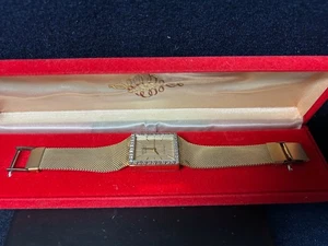 Orologio da polso donna vintage tono oro Benrus Citation bracciale testurizzato cinturino 2 gioielli - Foto 1 di 2