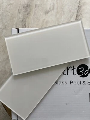 Плитка для метро Peel & Stick белое стекло 6 дюймов x 3 дюйма - Изображение 1 из 4
