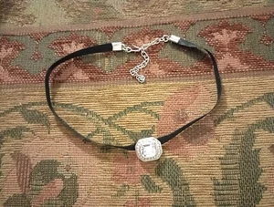 Beautiful Satin Rhinestone Choker - Picture 1 of 5