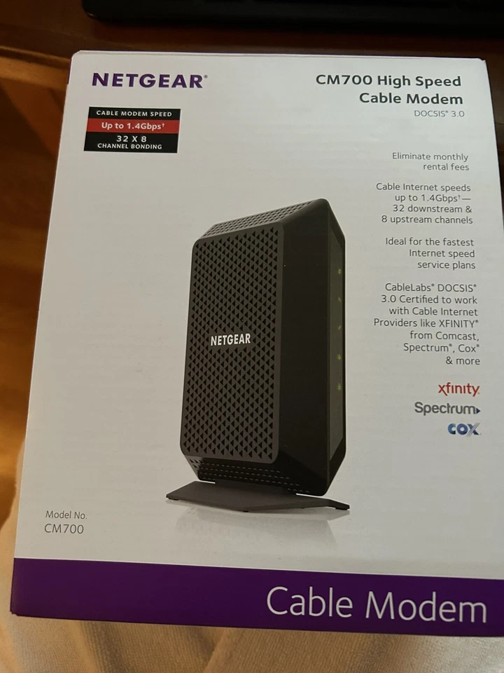 Cable módem NETGEAR CM700-100NAS DOCSIS 3.0 negro - perfecto estado Foto 1 de 1