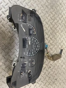 2001-2002 Chevrolet Silverado 6.6 LB7 Speedometer Cluster Assembly 241K Tested - Picture 1 of 13