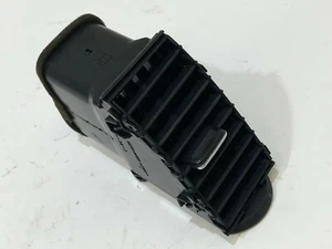 TOYOTA PRIUS ARMATURENBRETT HEIZUNG LUFTAUSSTRÖMER VORNE MITTE RECHTS FAHRERSEITE 2004-09 - Bild 1 von 3