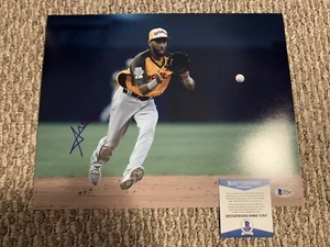 Fotografía firmada autografiada por Amed Rosario de los Mets de Nueva York 11x14 Beckett certificado de autenticidad - Imagen 1 de 1